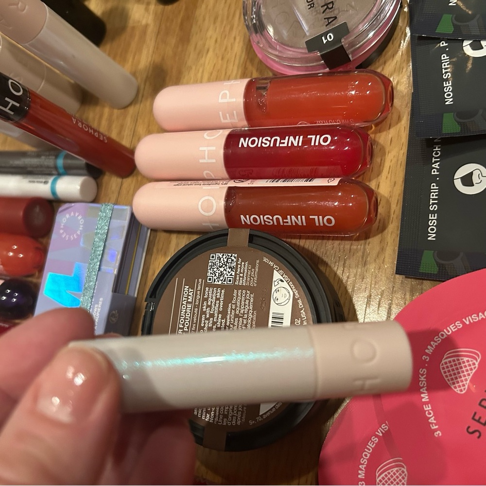 Sephora Makeup 40 pc bundle lipstick,lipgloss palette mascara +12 free masks - Picture 10 of 16